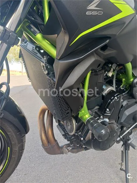 Kawasaki Z650 - Vista 7