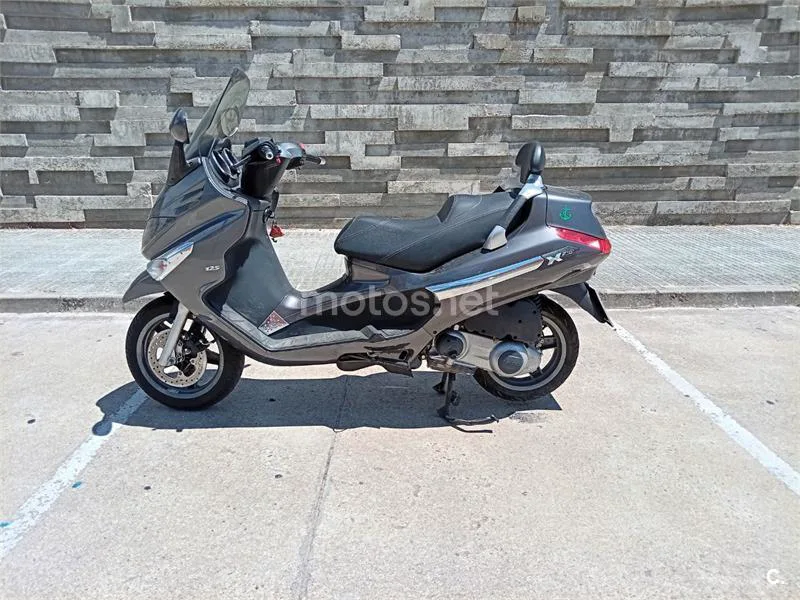 Piaggio XEvo 125 - Vista 3