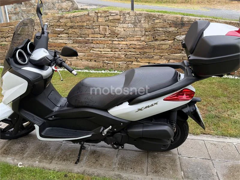 Yamaha XMAX 125 - Vista 4