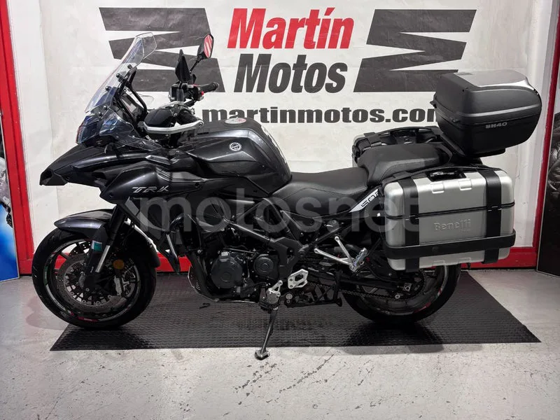 Benelli TRK 502 - Vista 5