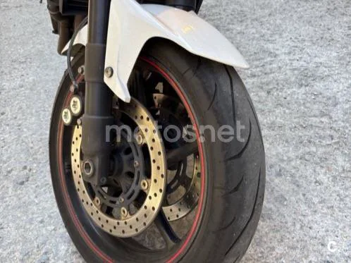 Yamaha FZ6 Fazer S2 - Vista 4
