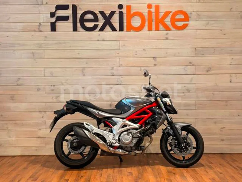 Suzuki Gladius 650 - Vista 3