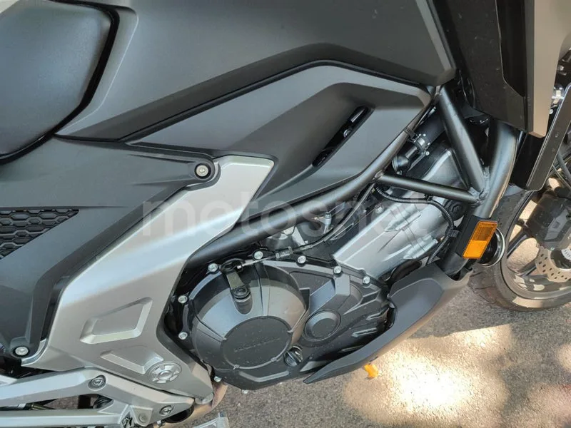 Honda NC750X - Vista 7