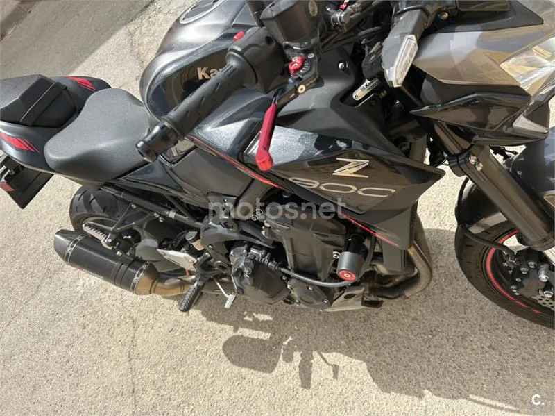 Kawasaki Z900 - Vista 6