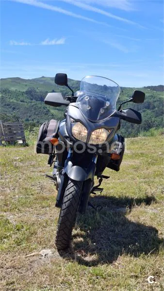 Suzuki V-Strom 650 4300 € 2015 Pontevedra - 1