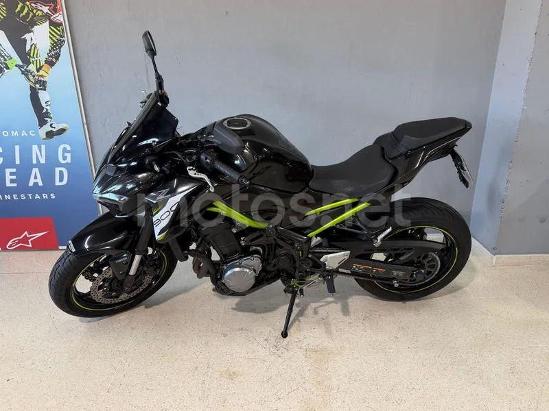 Kawasaki Z900 - Vista 7