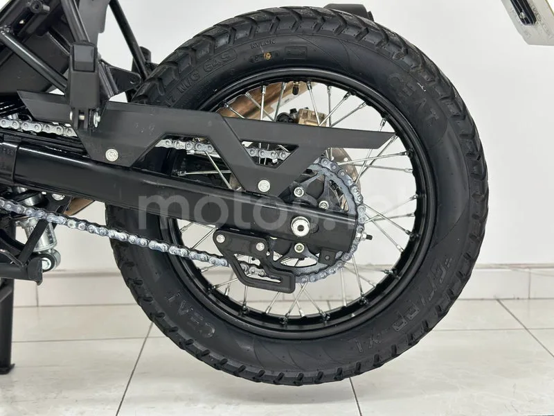 Royal Enfield Himalayan 410 - Vista 20