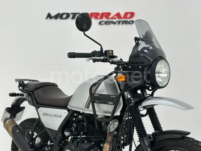 Royal Enfield Himalayan 410 - Vista 5