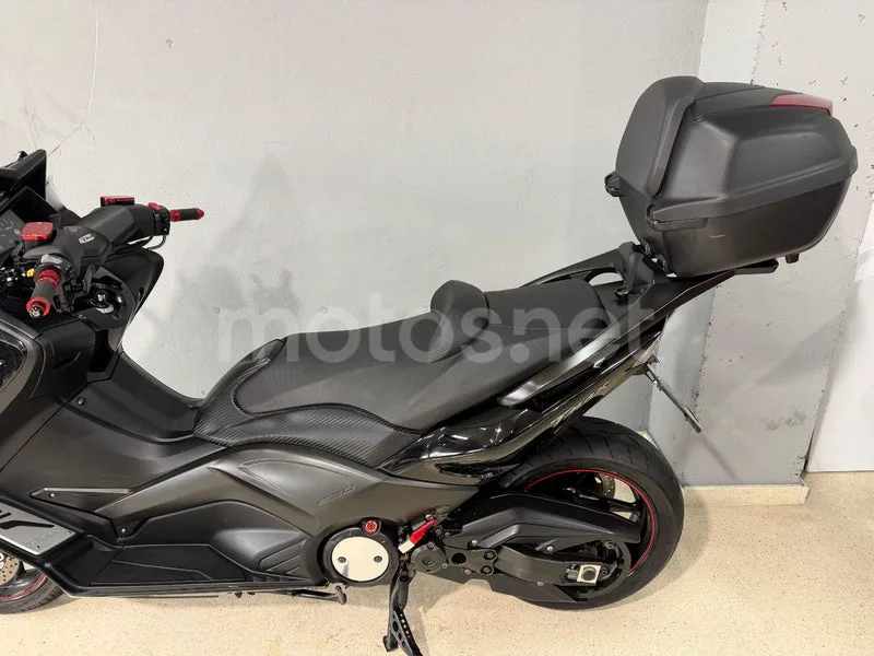 Yamaha TMAX 530 - Vista 4