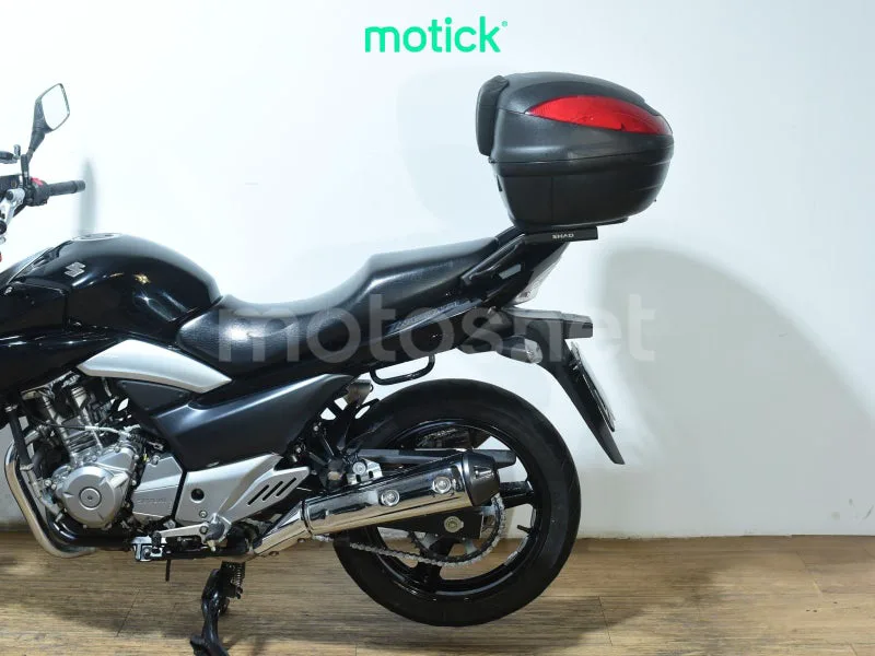 Suzuki Inazuma 250 - Vista 9