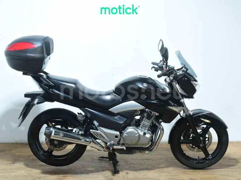 Suzuki Inazuma 250 2490 € 2015 Valencia - 2