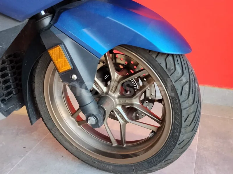 Honda Forza 350 - Vista 15