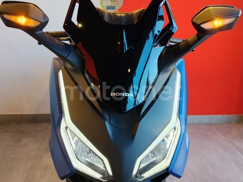 Honda Forza 350 - Vista 6