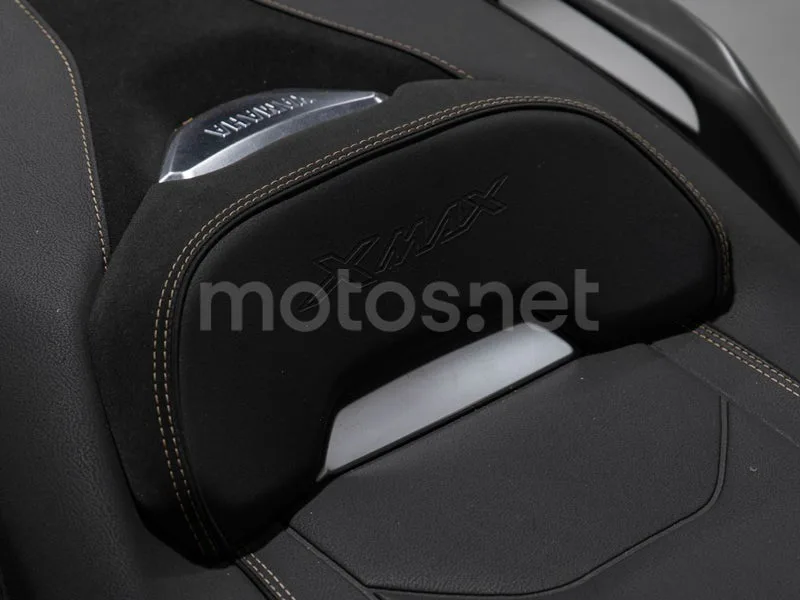 Yamaha XMAX 300 - Vista 17