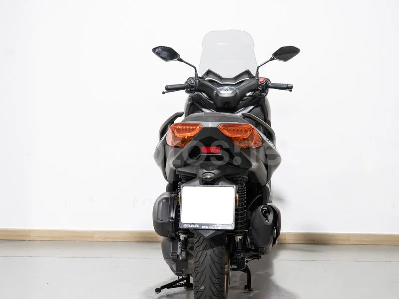 Yamaha XMAX 300 - Vista 6