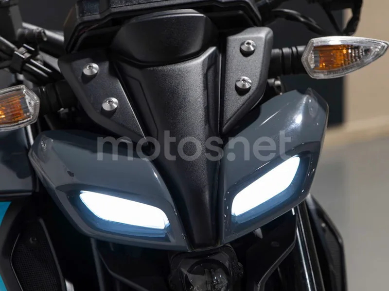 Yamaha MT-125 - Vista 12