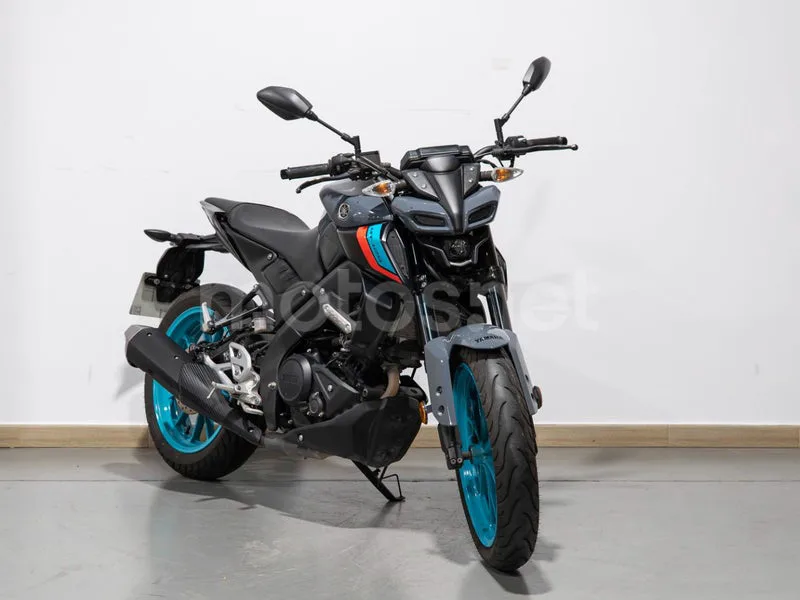 Yamaha MT-125 - Vista 16