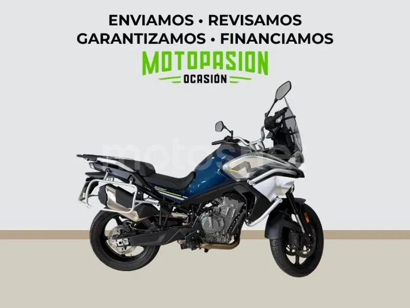CFMOTO 800MT 5900 € 2023 Pontevedra - 1