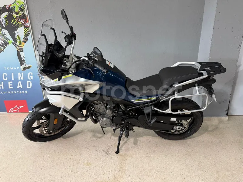 CFMOTO 800MT - Vista 4