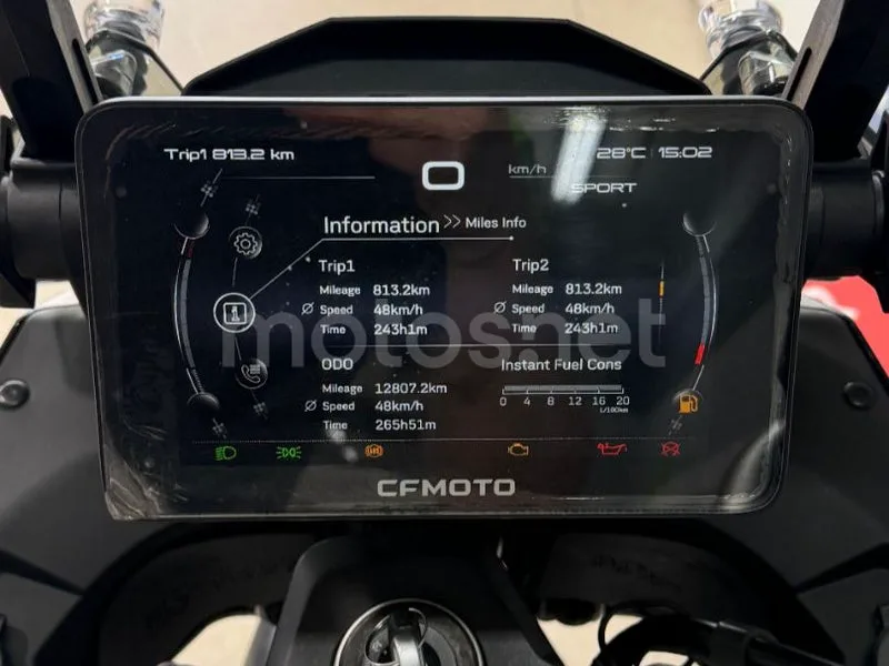 CFMOTO 800MT - Vista 8