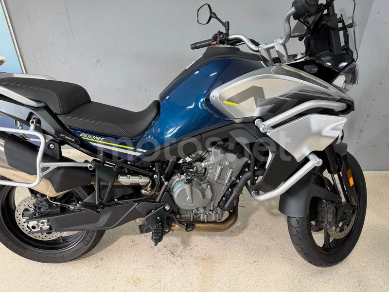 CFMOTO 800MT - Vista 9