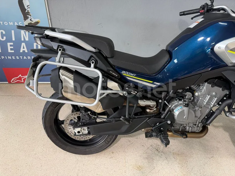 CFMOTO 800MT - Vista 10