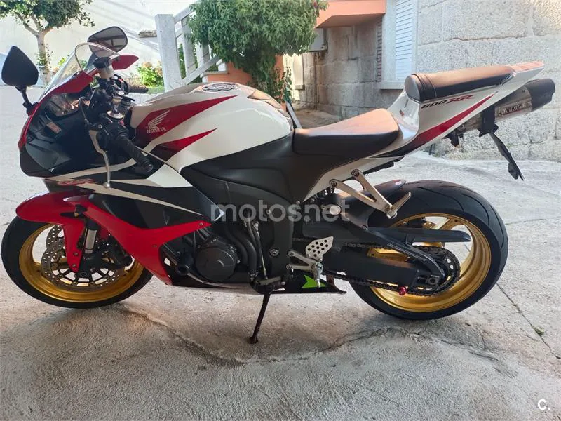 Honda CBR600RR - Vista 3