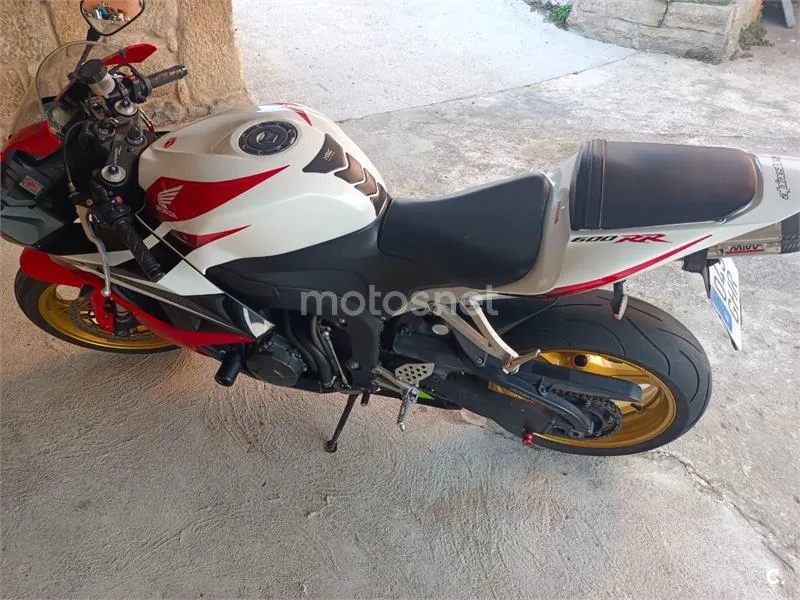 Honda CBR600RR - Vista 5