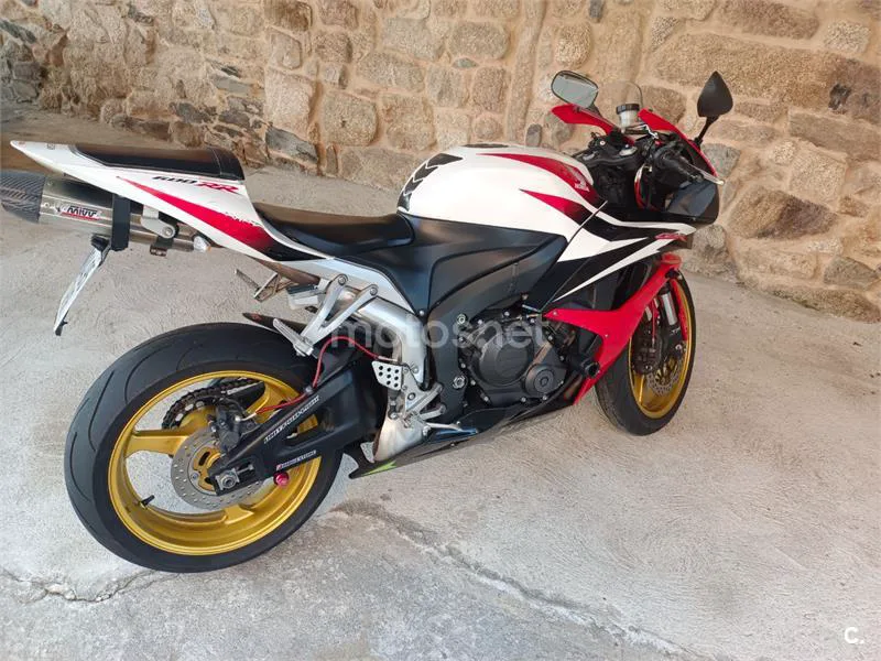 Honda CBR600RR - Vista 6