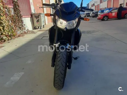 Kawasaki Z750 - Vista 4