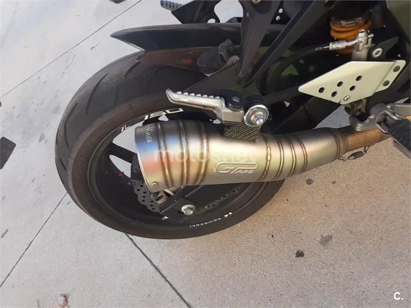 Kawasaki Z750 - Vista 5