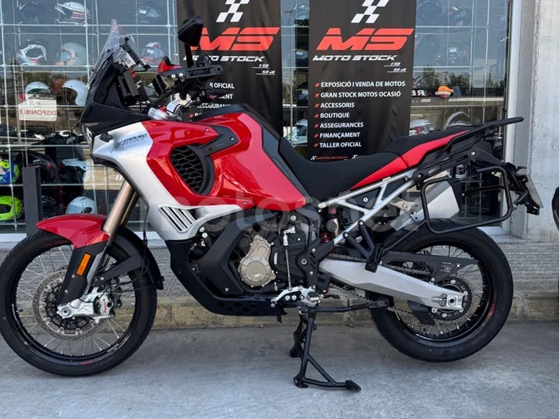 MV Agusta Enduro Veloce - Vista 6