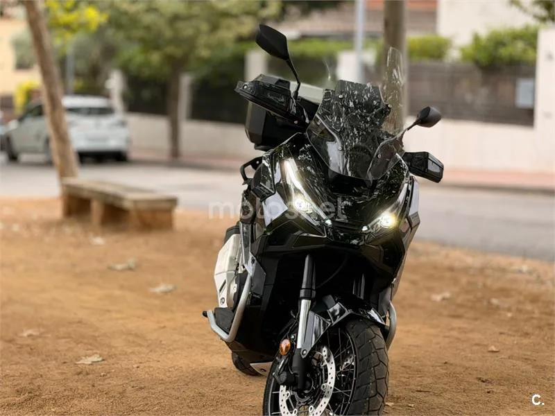 Honda X-ADV - Vista 3