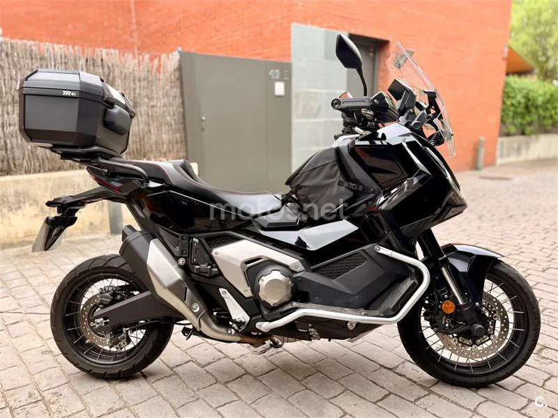 Honda X-ADV - Vista 4