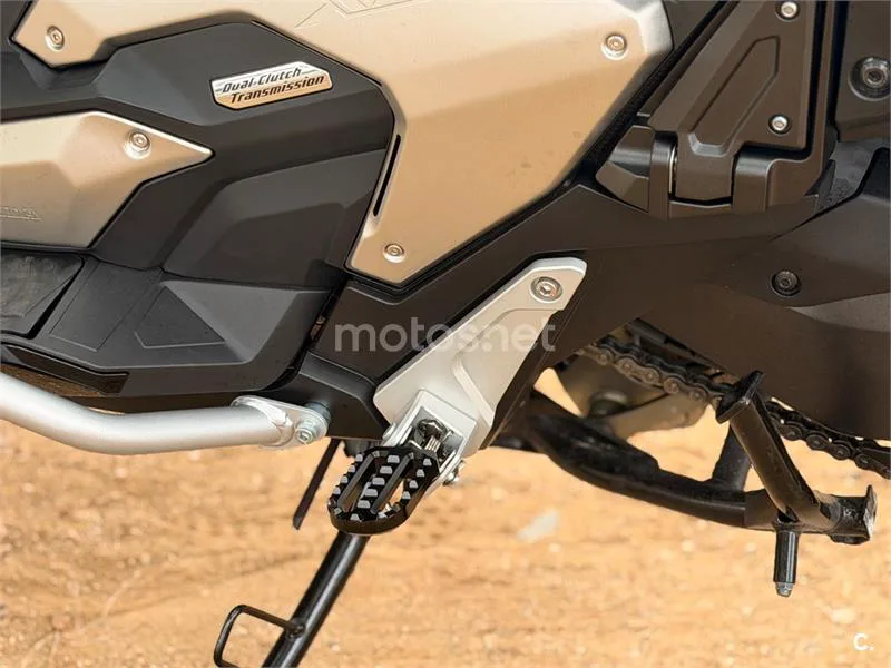 Honda X-ADV - Vista 7