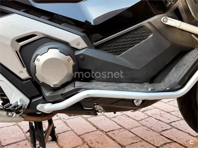 Honda X-ADV - Vista 9