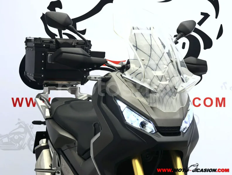 Honda X-ADV - Vista 4