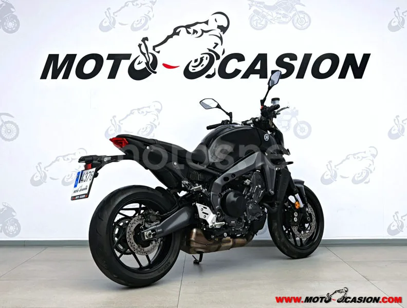 Yamaha MT-09 - Vista 3