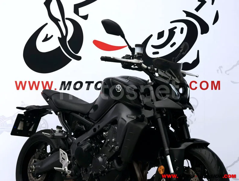 Yamaha MT-09 - Vista 4