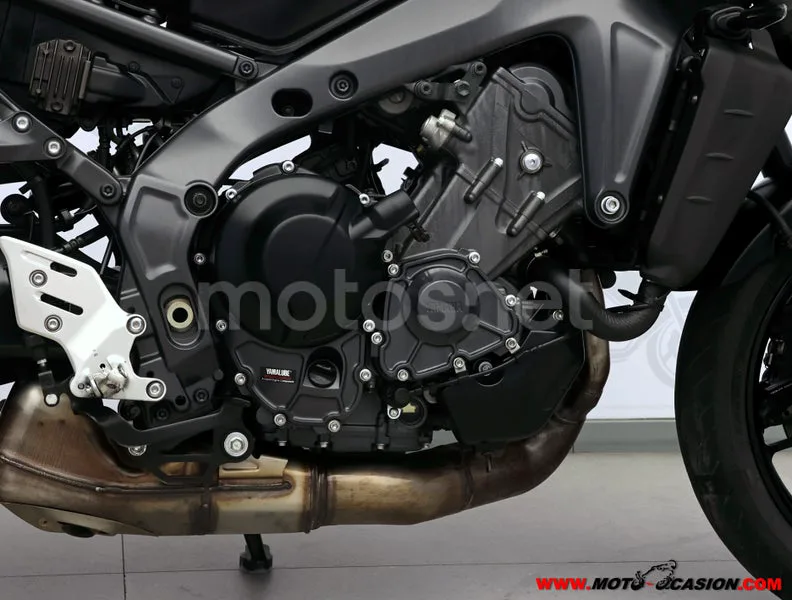 Yamaha MT-09 - Vista 5