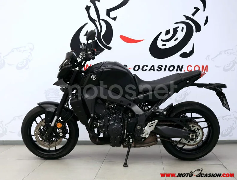 Yamaha MT-09 - Vista 7