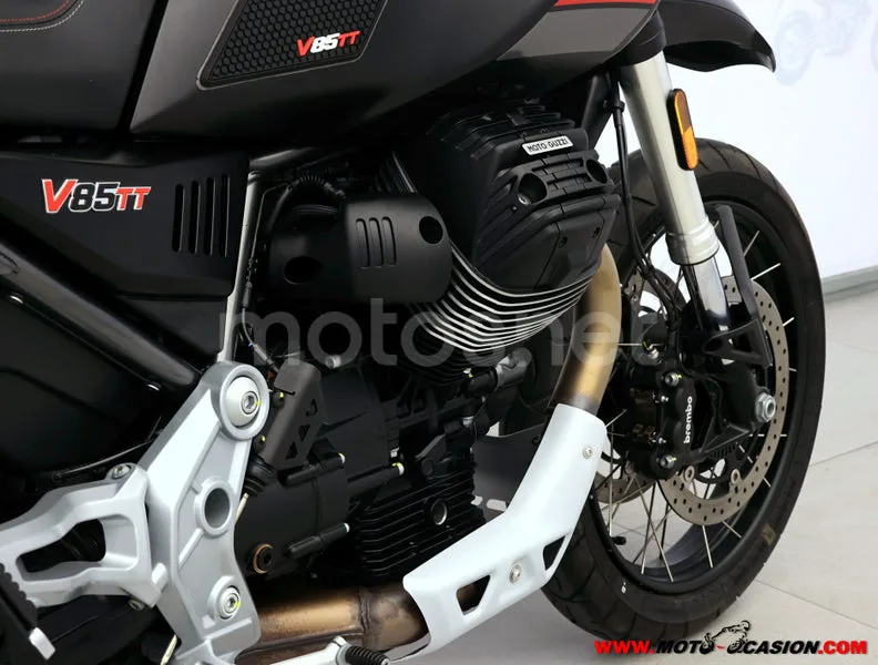 Moto Guzzi V85 TT - Vista 5