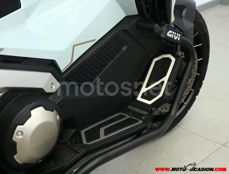 Honda X-ADV - Vista 5