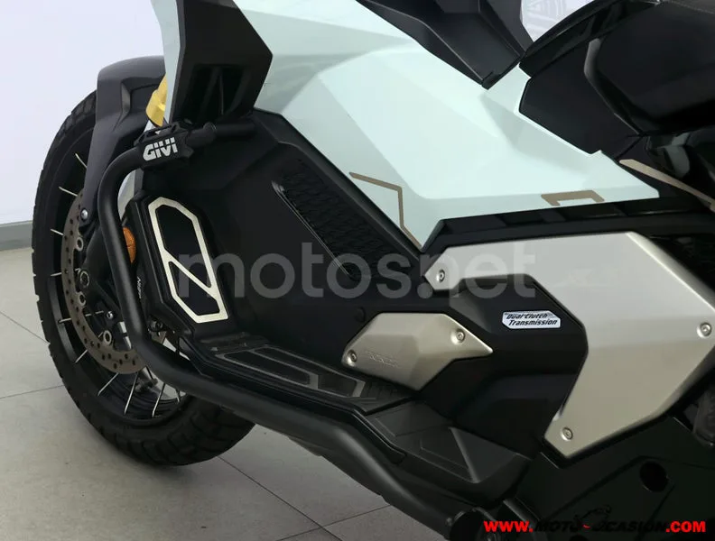 Honda X-ADV - Vista 9