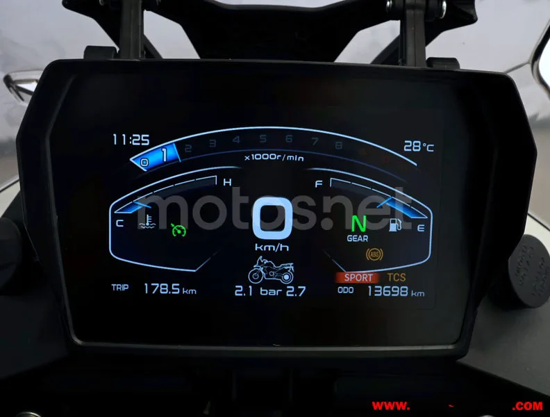 Voge 900DSX - Vista 6