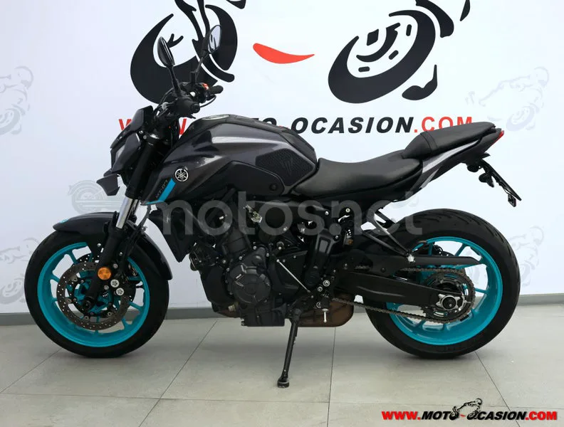 Yamaha MT-07 - Vista 7