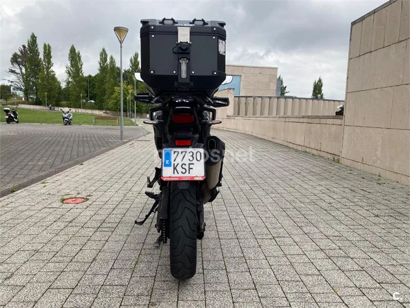 Honda CRF1000L Africa Twin - Vista 6