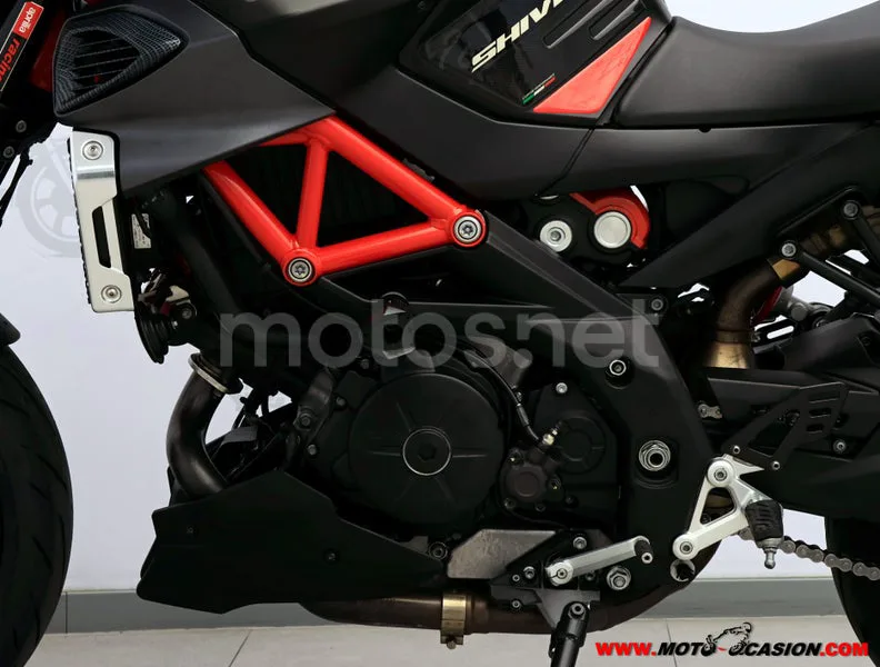 Aprilia Shiver 900 - Vista 10