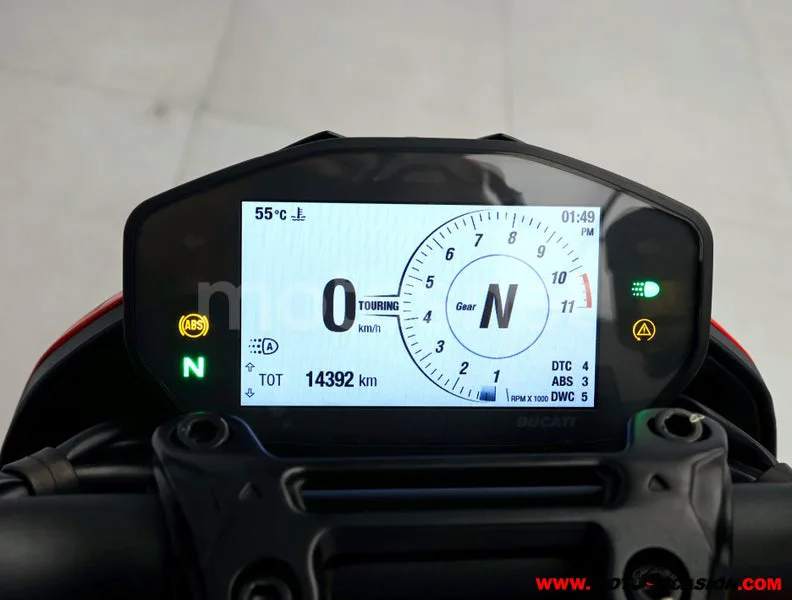 Ducati Hypermotard - Vista 6