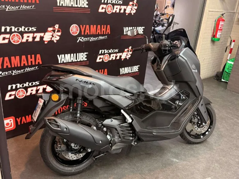 Yamaha NMAX - Vista 8